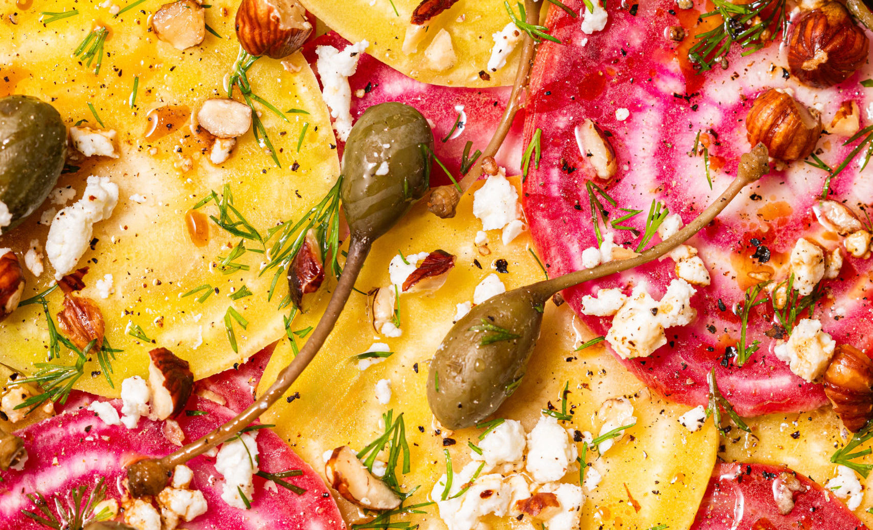 Recette carpaccio végétarien aux betteraves et caprons Bravo Hugo